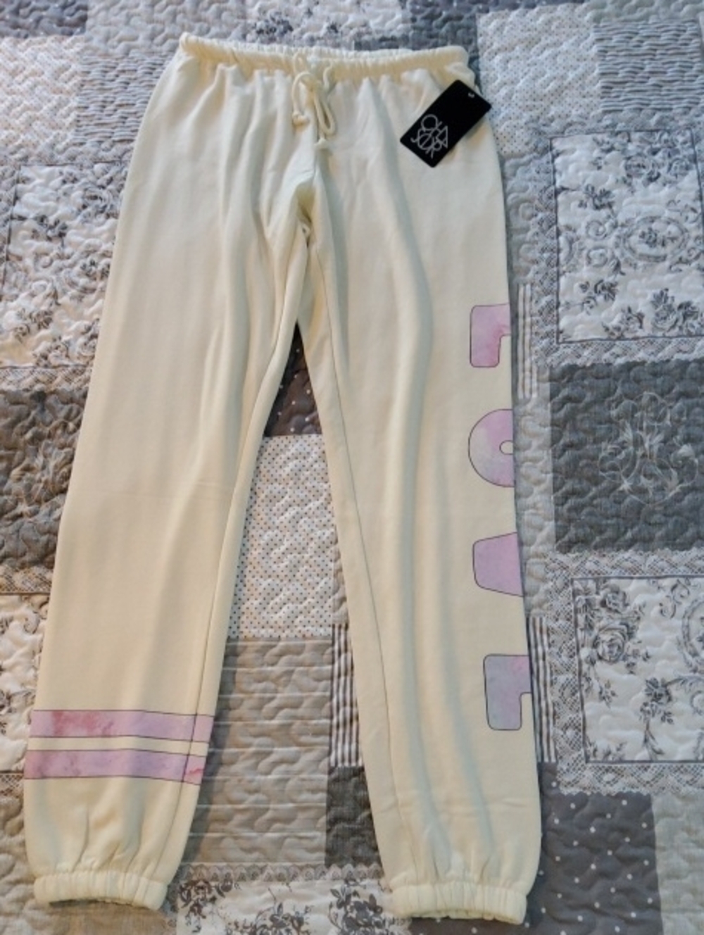 Revole Chaser Love Sweatpants Joggers NWT Small